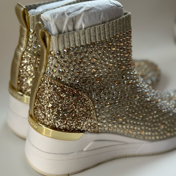 Michael Kors Skyler Boot Pale Gold Sneakers Size 9 - Picture 3 of 8